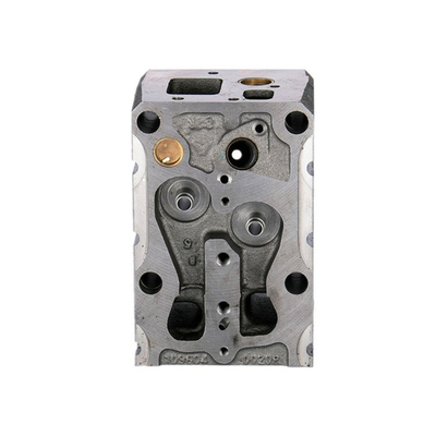 シノトルク HOWO Wd615 ディーゼルエンジンのシリンダーヘッド Az1095040123 カスタマイズされた自動車部品