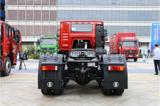 競争力のある中古シャックマン 6*4 375HP F3000 21-30t の負荷容量を持つシャックマン トラックヘッド