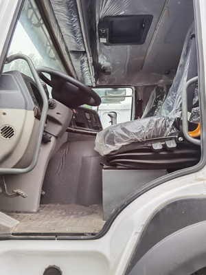 重荷用シノトラクター トラックヘッド トレーラー トレーラー ISO認証のユーロ2排出基準