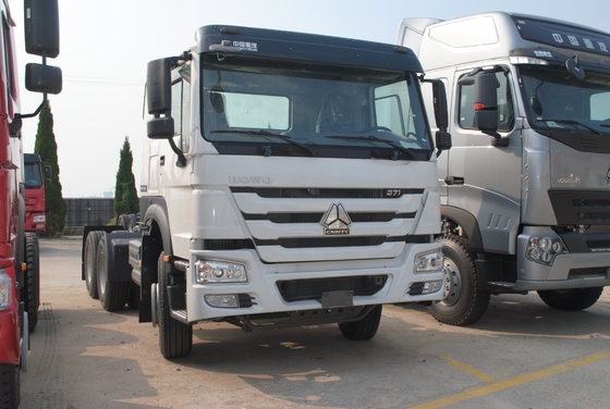 シノトルク HOWO 6X4 トラクター トラック 371HP/420HP 中国 トラック 5800*2300*1500mm 最高