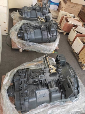 Sinotruk HOWO トラック部品 Hw19710 保証済みのギアボックストランスミッション組