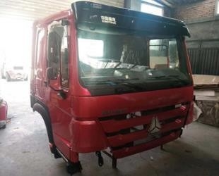 中国製の車輪駆動システムの部品 黄色のトラック トラクター