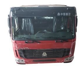 シノトラックのキャビンを備えた重荷トラック トラクター 安定し耐久性のある低キャビンのベッドなし