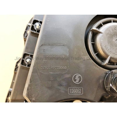40.00cm * 30.00cm * 25.00cm パッケージサイズ Shacman F3000 トラック 右頭ランプ Dz95189724020
