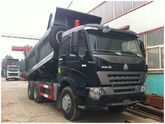 25 トン Sinotruk HOWO ダンプトラック 5800*2300*1500 寸法とエンジン容量>8L