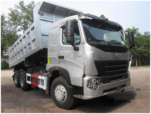 25 トン Sinotruk HOWO ダンプトラック 5800*2300*1500 寸法とエンジン容量>8L