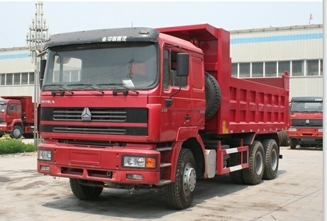シノトラクの ≤ 5 シート用 371HP HOWO ターン・トラック