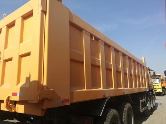 ハイデュティ Sinotruk HOWO 手動トランスミッションのティッパートラック