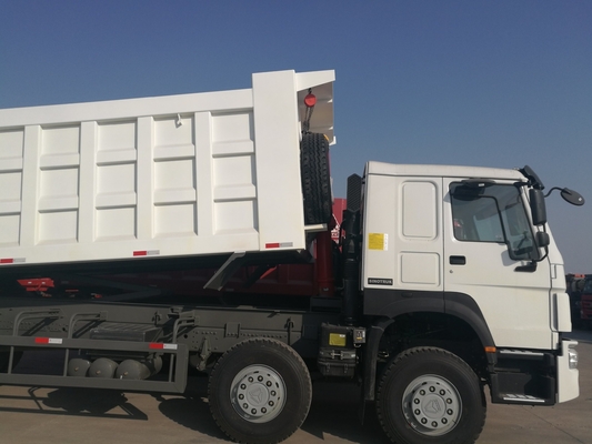 ハイデュティ Sinotruk HOWO 手動トランスミッションのティッパートラック