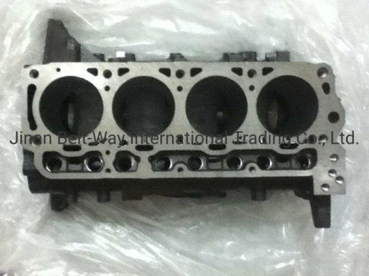 シノトルク HOWO トラックスペアパーツ ウェイチャイ Wd615.47 ディーゼルエンジン 371HP 420HP 336HP シリンダーブロック 61560010095b