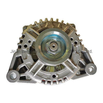 エンジンWeichai Wd615 Sinotruk HOWO 371 トラック 28V オルターネーター Vg1095094002 に適しています